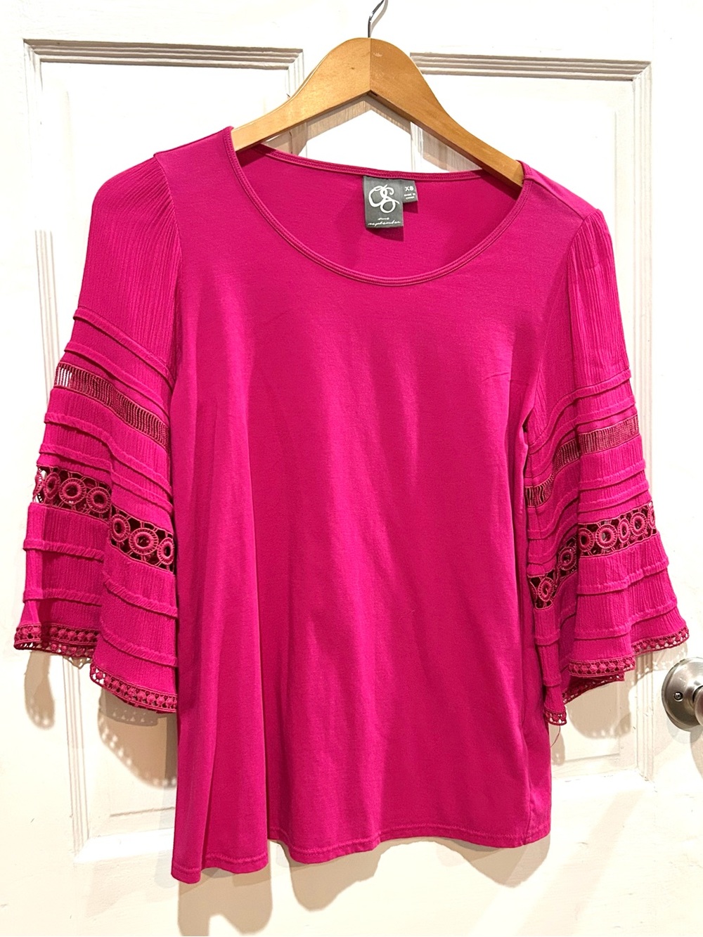 Anthropologie One September Fuchsia Lace Gauze Top Witchy Boho Bell Sleeves XS
